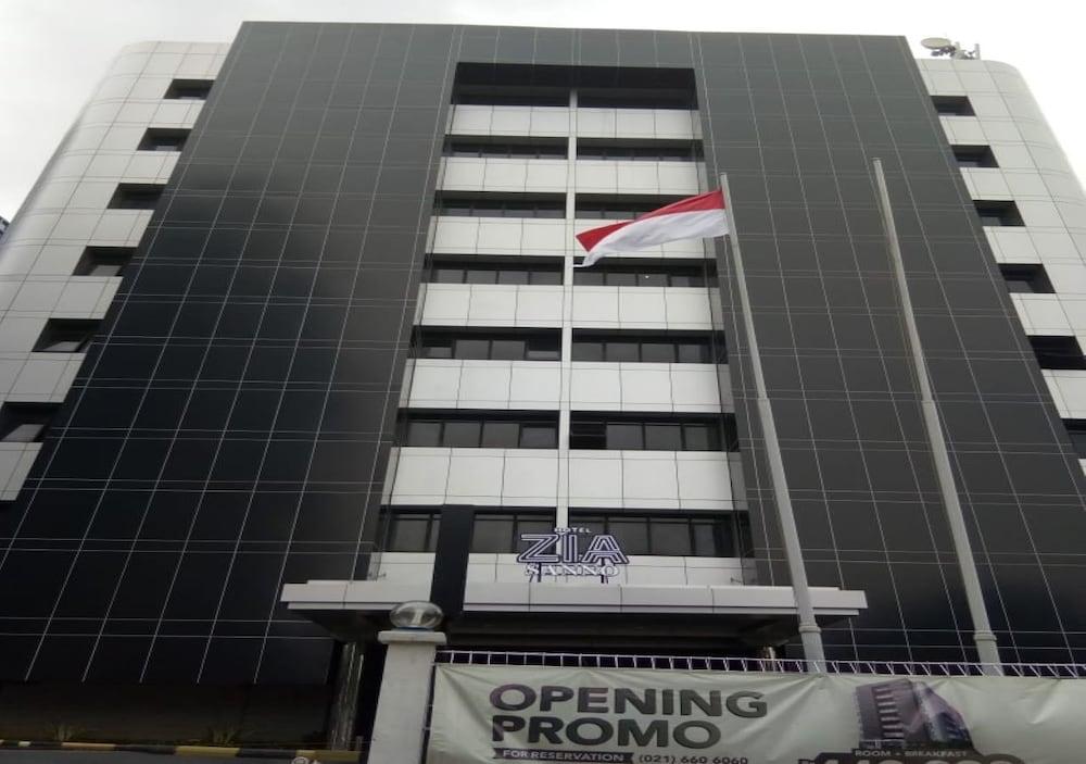 GiiA Sanno Pluit Jakarta 5/22