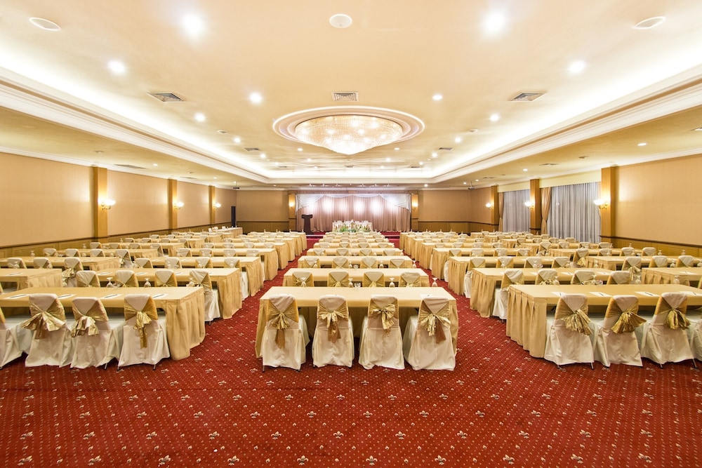 Hotel Puri Asri 25/67