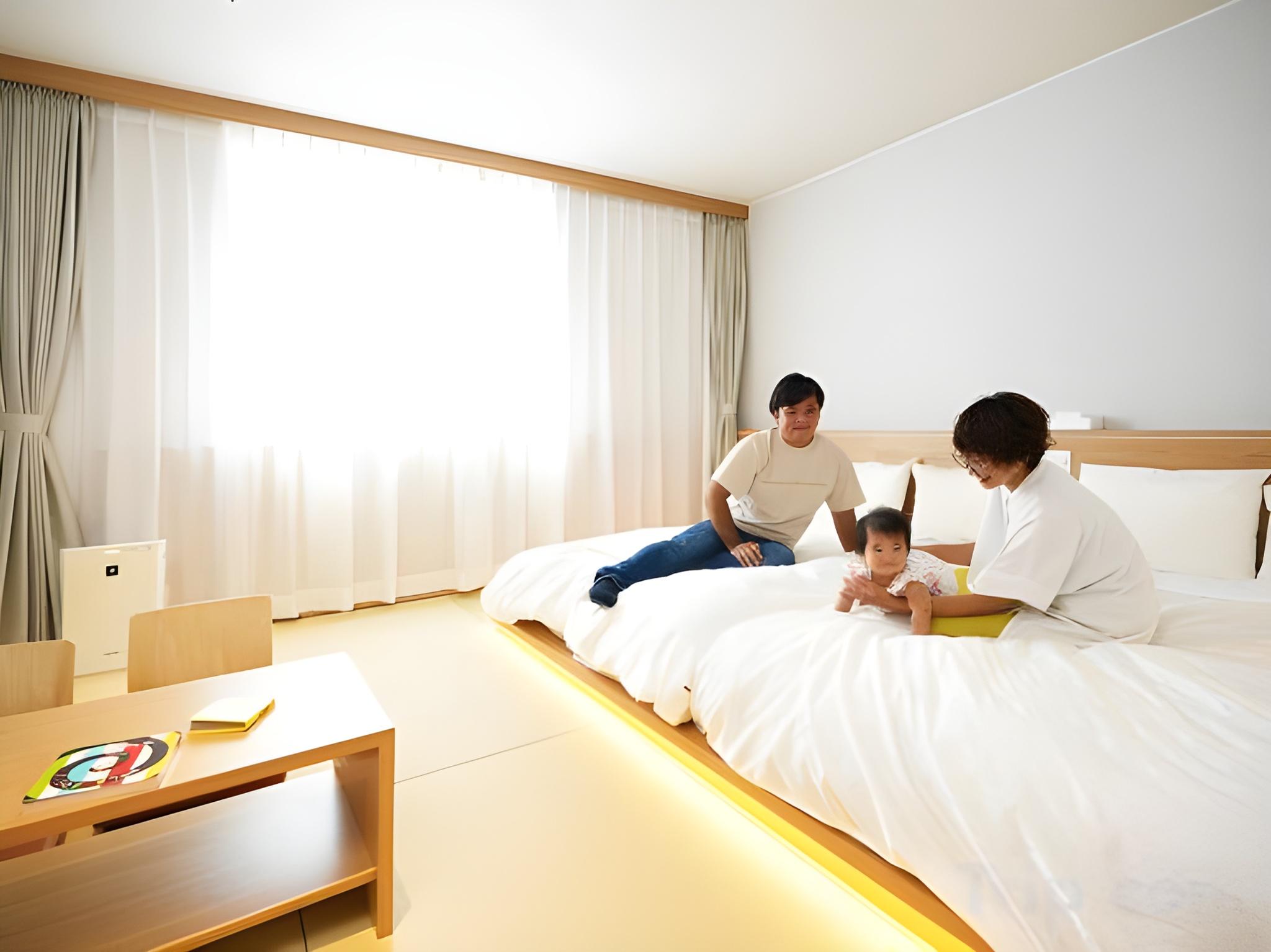 Japanese Western, 2 Double Beds, Bathtub