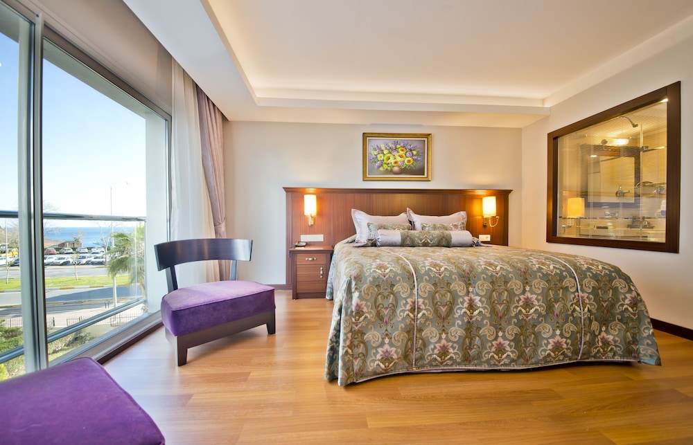 Prime Boutique Hotel 11/65