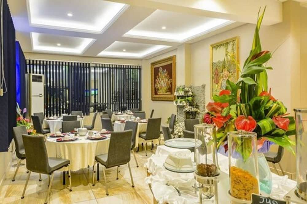 Hotel La Falaise Bonanjo 27/42