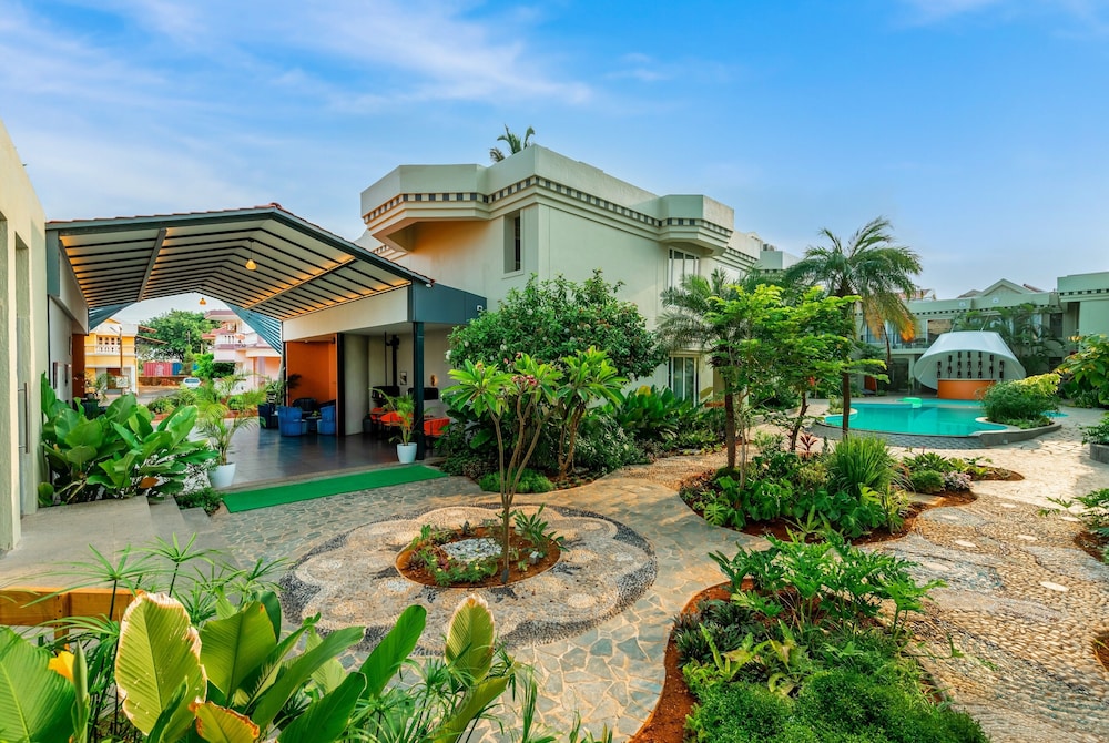 The Orchid Passaros Goa Adults Only 3/48