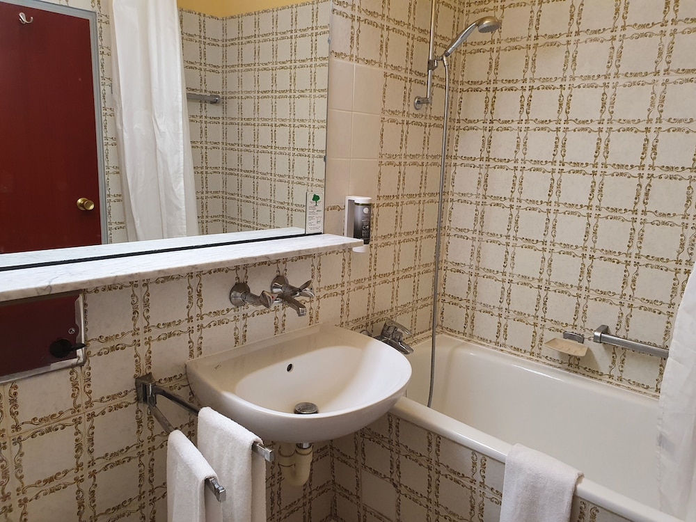 EXCELSIOR LUDWIGSHAFEN HOTEL 21/22
