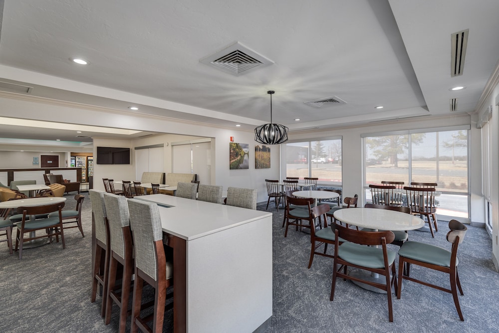 MySuites Lawton 39/54