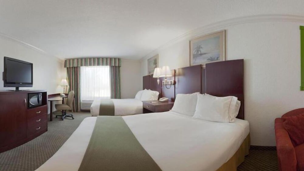 Holiday Inn Express Hotel And Suites Florida City Gateway To Keys 23/70