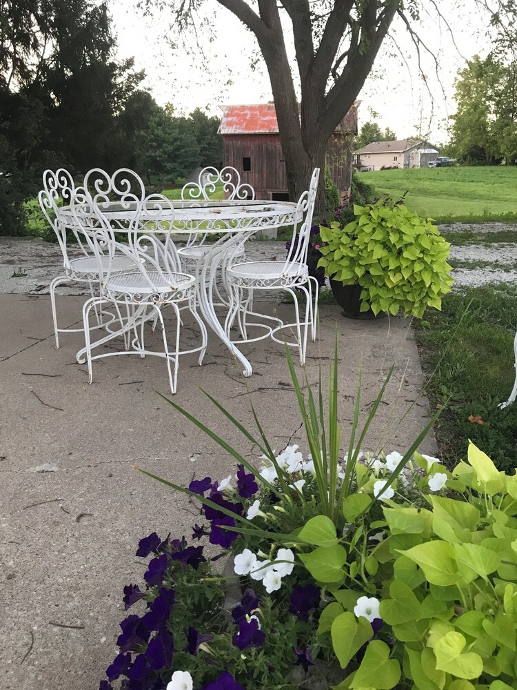 Nauvoo Grand Bed and Breakfast 44/51