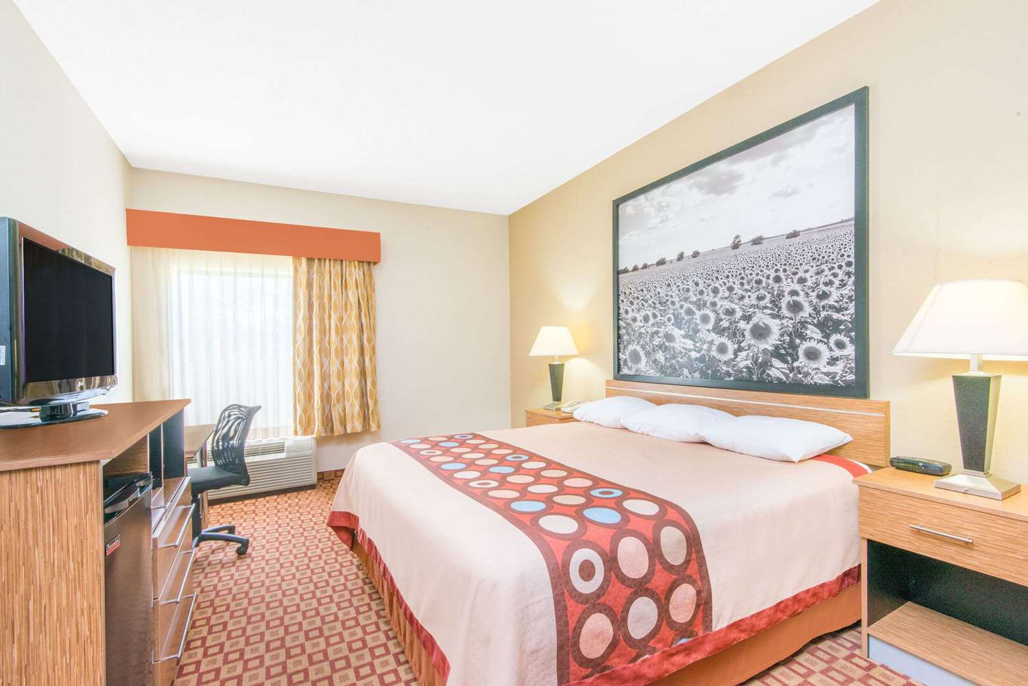 Super 8 by Wyndham Wichita South 10/15
