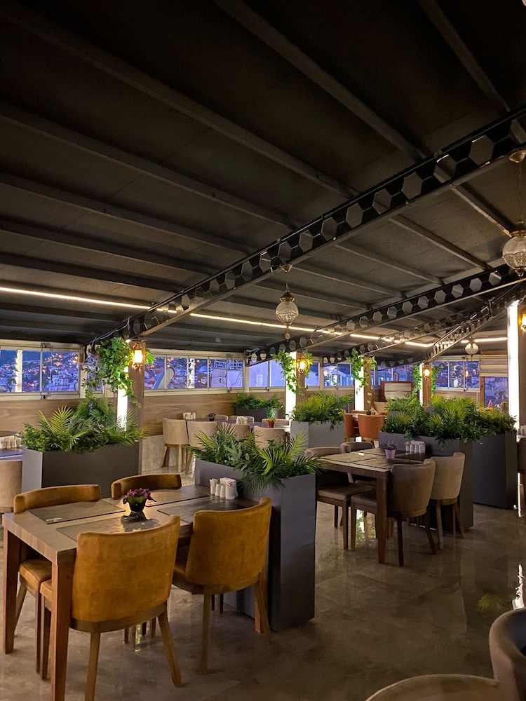 Yucel Hotel 41/50