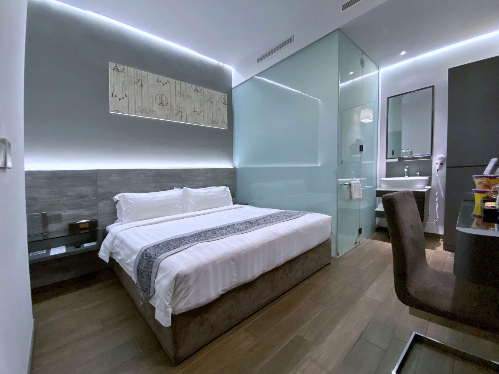 Superior, Double Bed, No Window