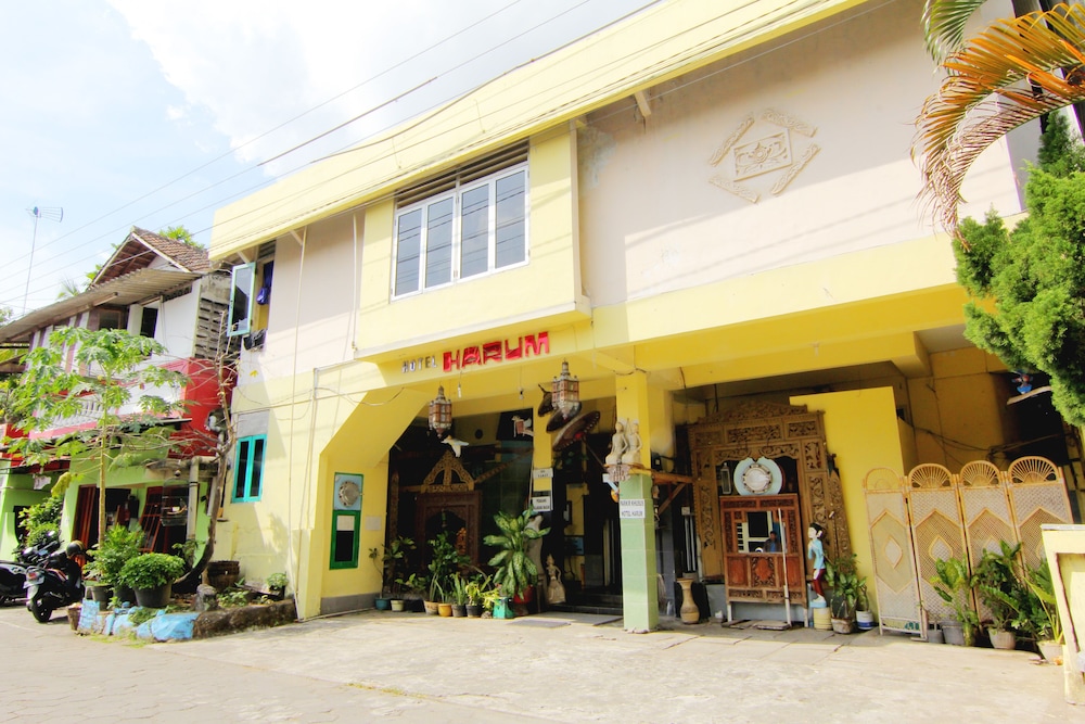 Hotel Harum 4/44