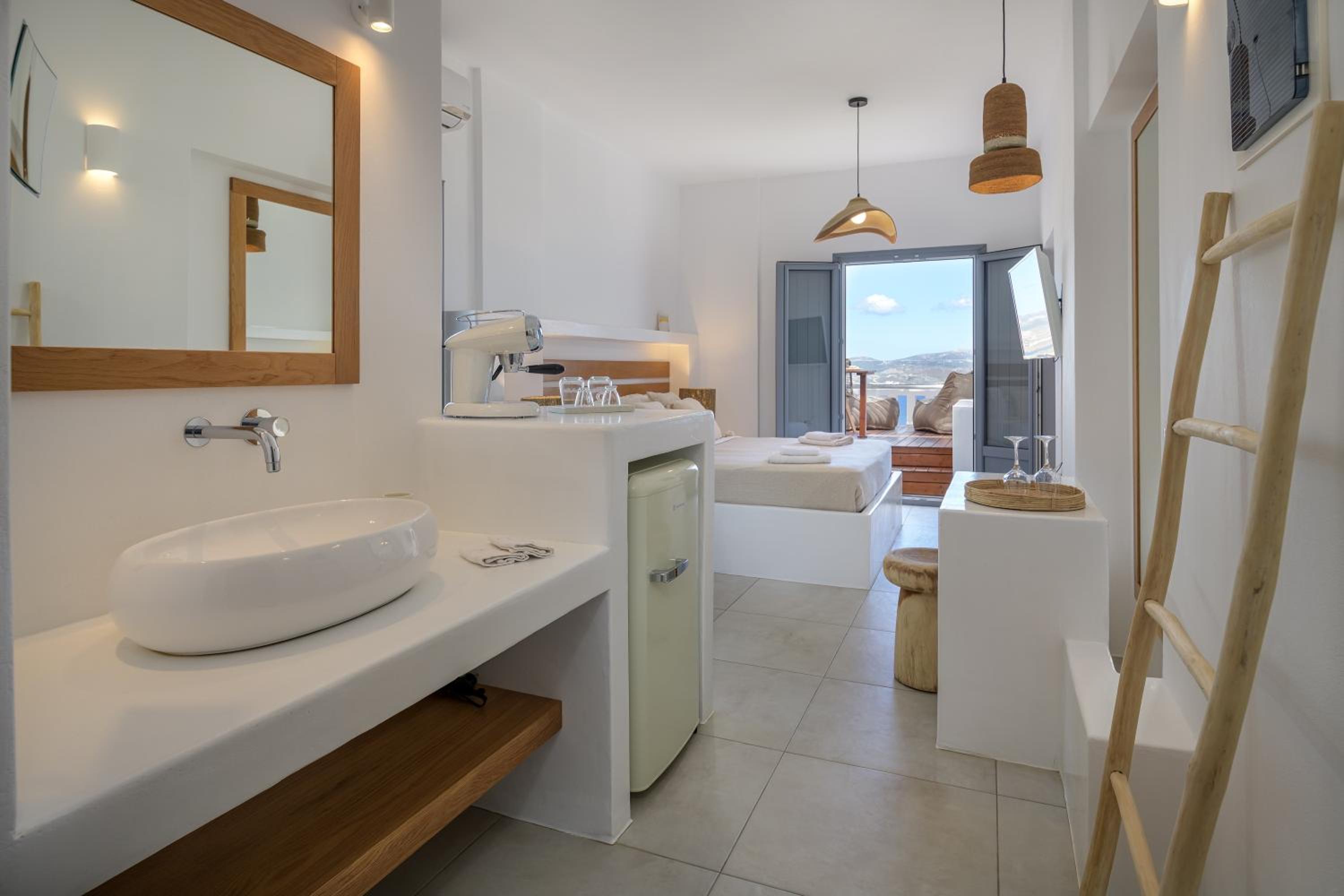 Oneiro Studios 45/50