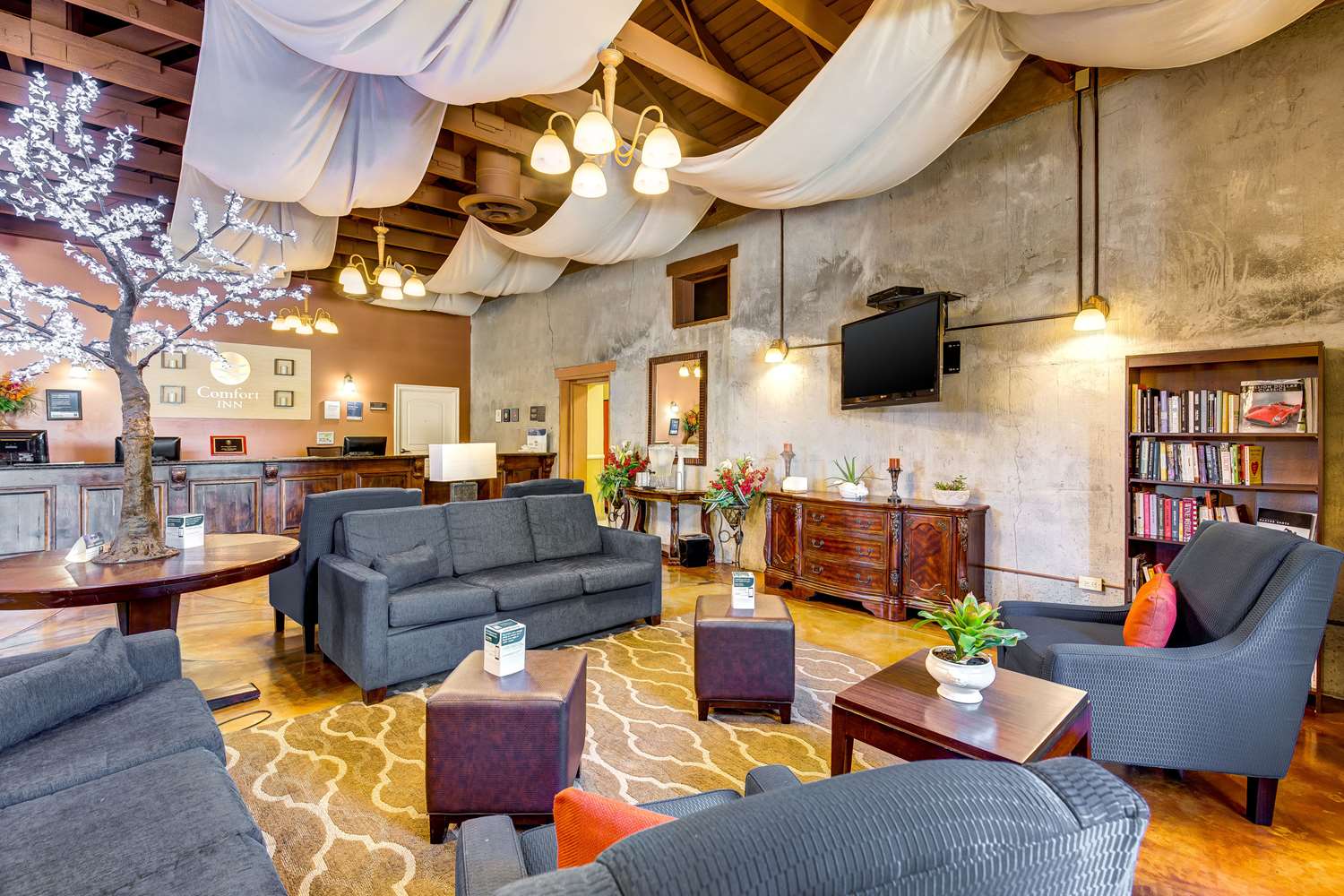 Comfort Inn Pomona near Fairplex 23/46