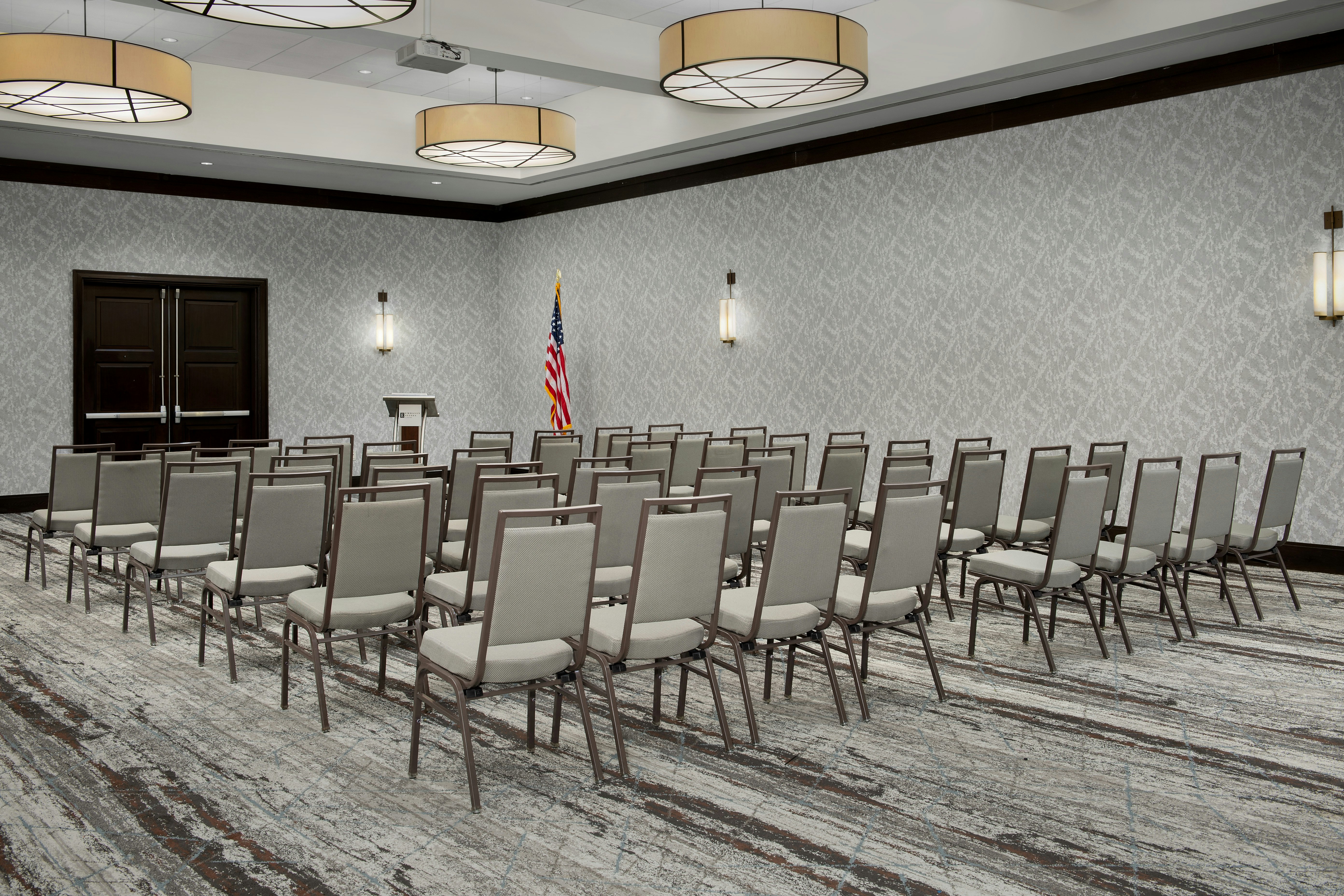 Embassy Suites Springfield 51/62