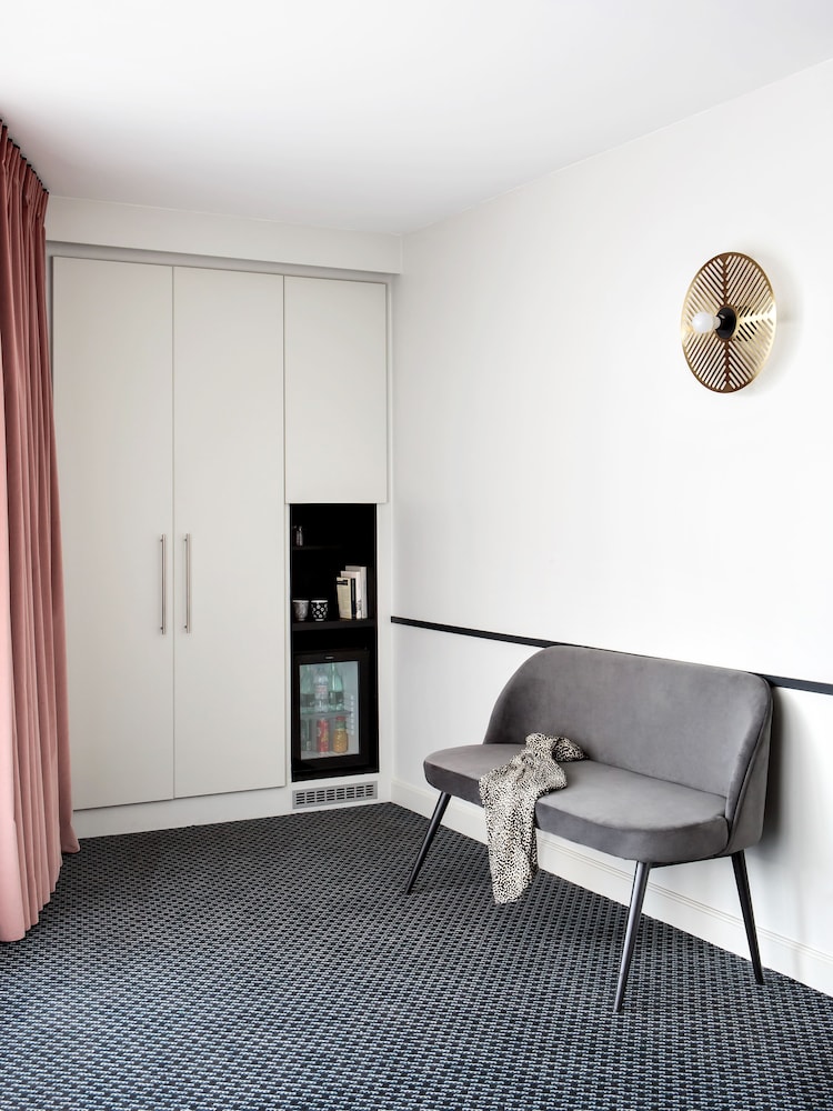 Best Western Plus Hotel du Pont Wilson 28/35