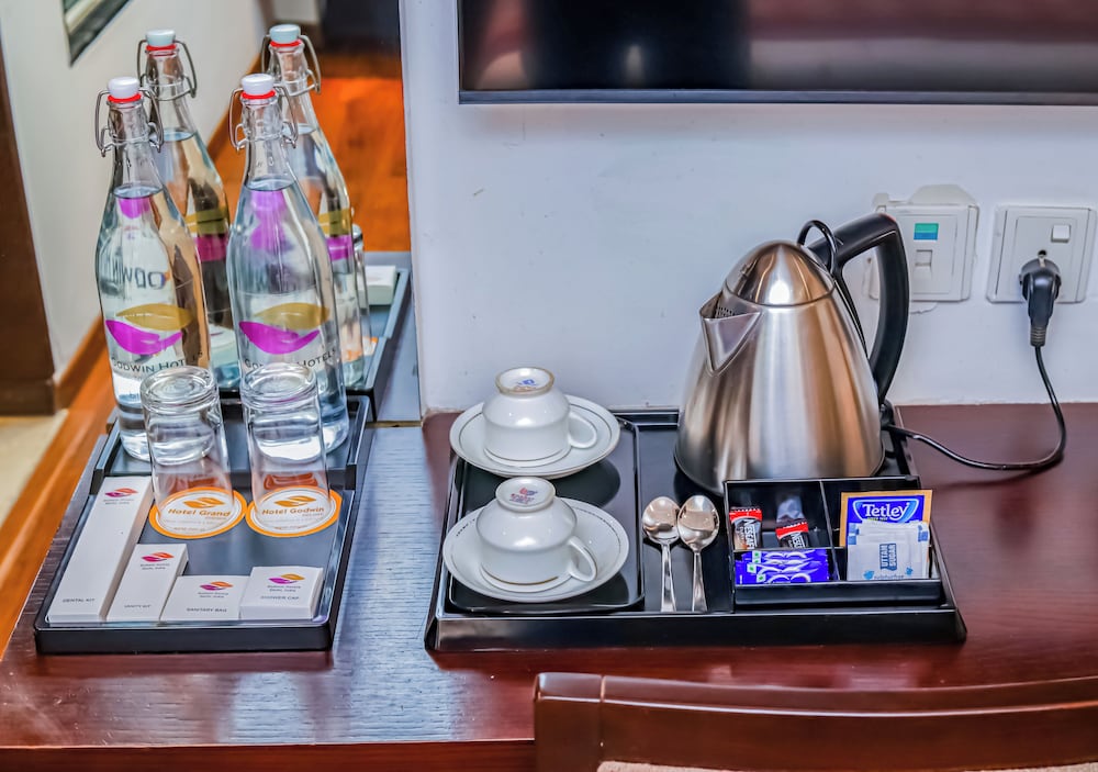 Godwin Deluxe Hotel 40/64
