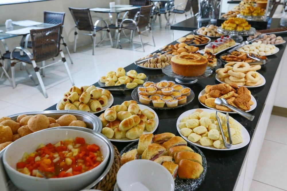 LA VITRE HOTEL 14/30