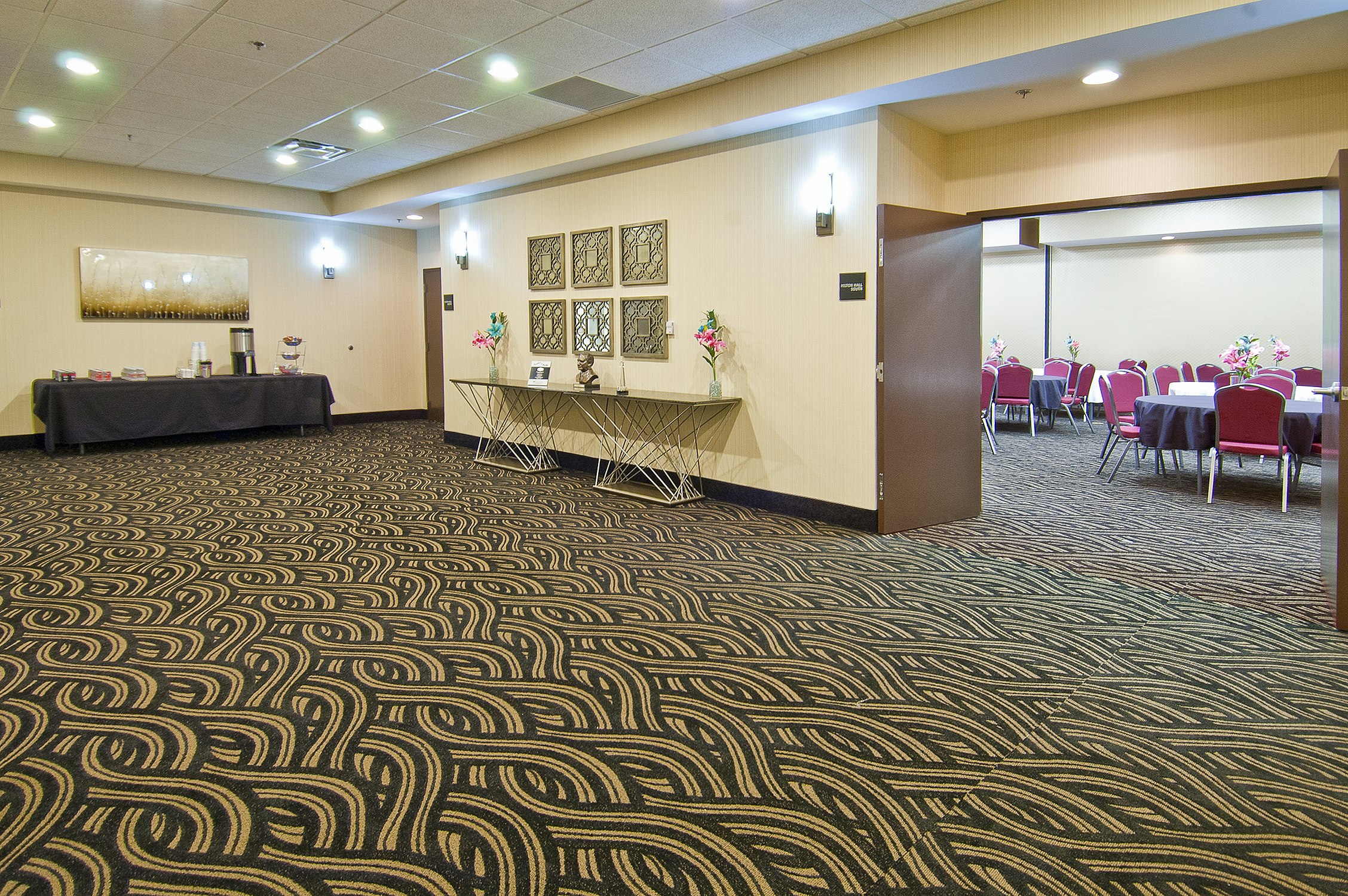 Hampton Inn & Suites Millington 9/59