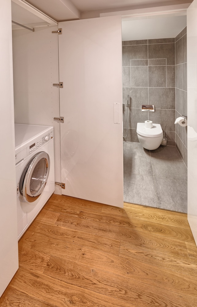 Empirent Apartments 50/50