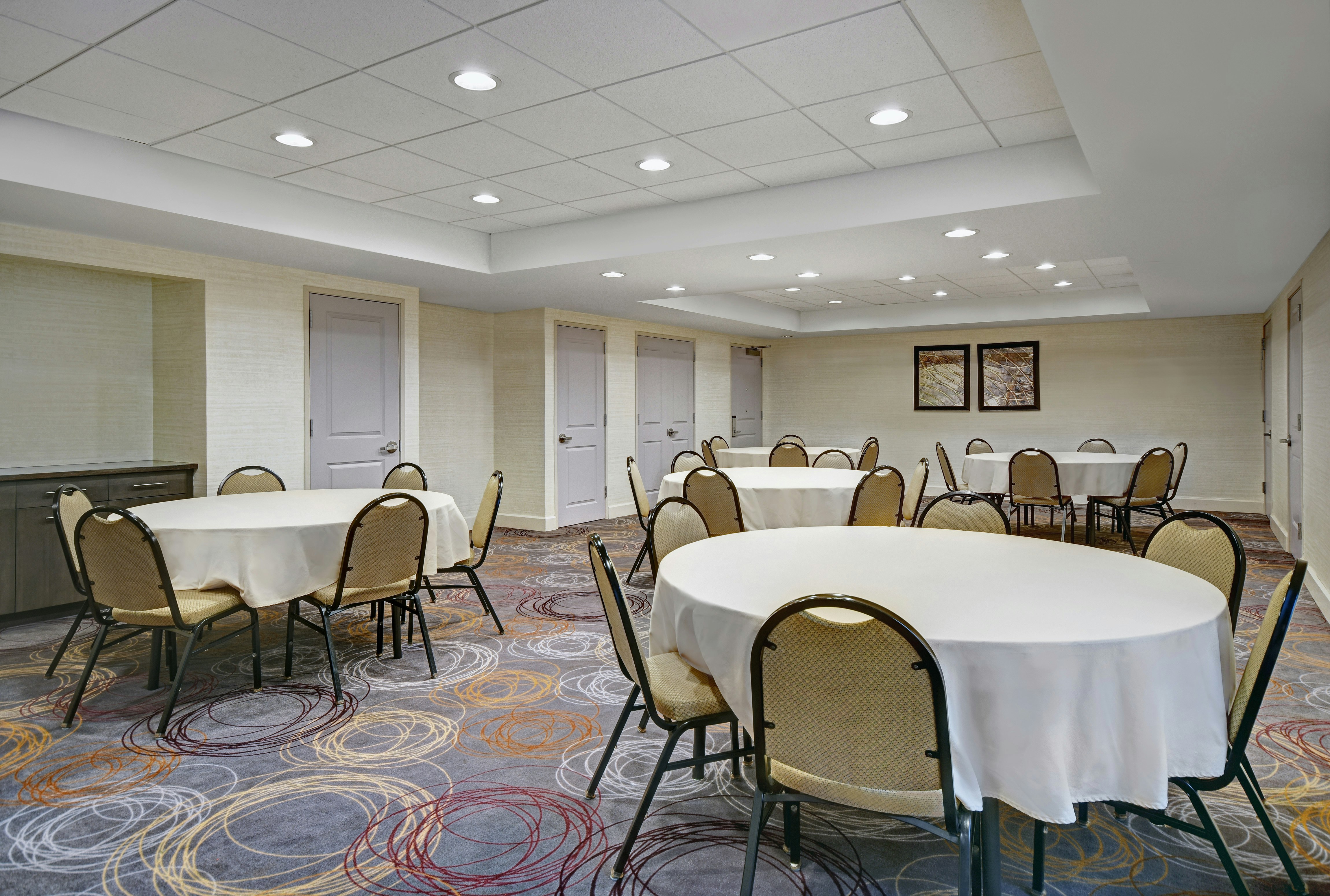 Homewood Suites by Hilton Eatontown 31/41