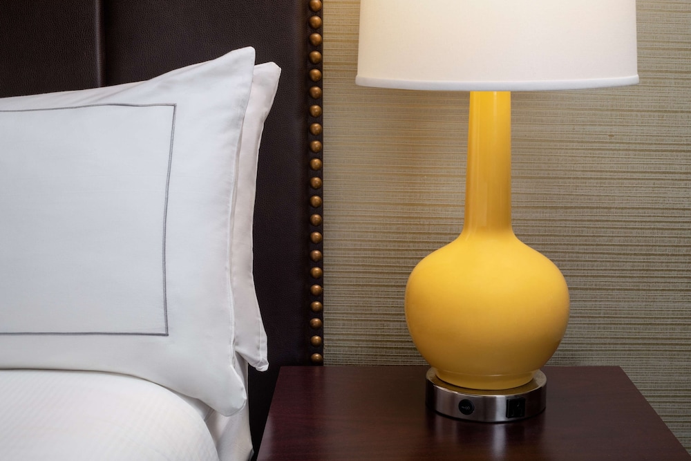 DoubleTree by Hilton Washington DC Silver Spring 13/55
