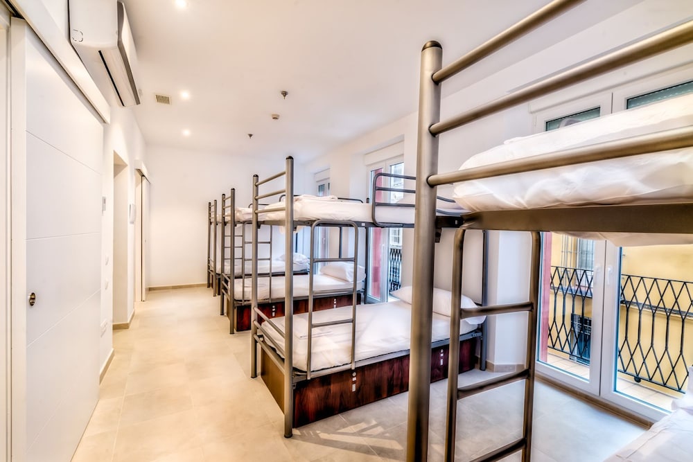 Hostel A2c - Adults Only 15/45