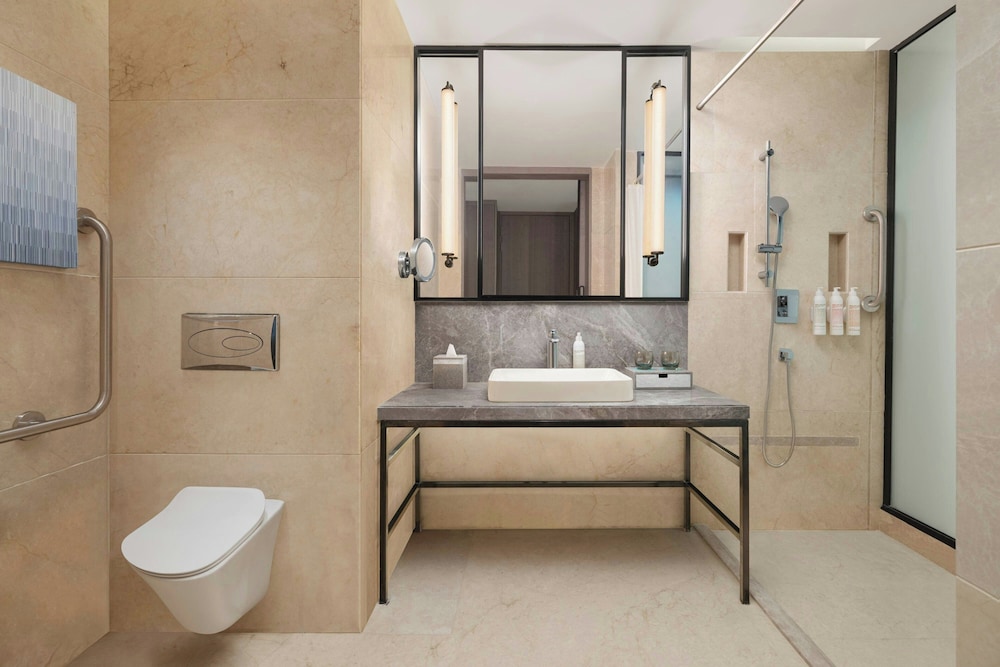 Courtyard By Marriott Ahmedabad 77/78