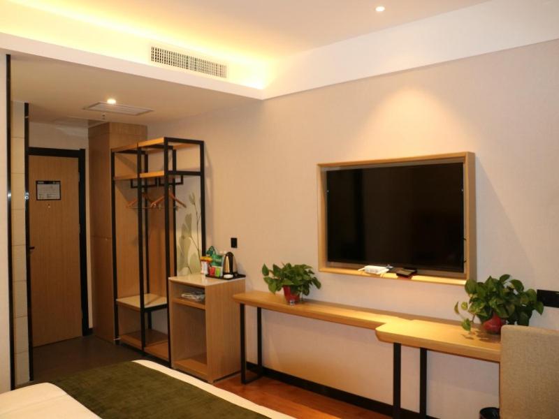 GreenTree Inn Taiheng Shuijing County Jingtai Street 9/18