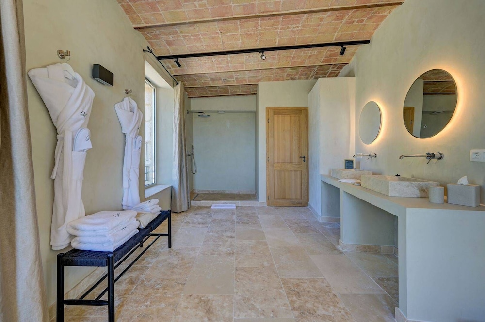Domaine de Privadiere & Spa 58/58