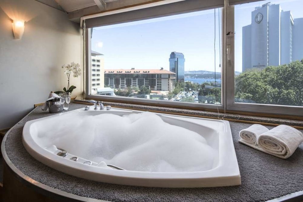 Taxim Suites Residences Istanbul 35/69