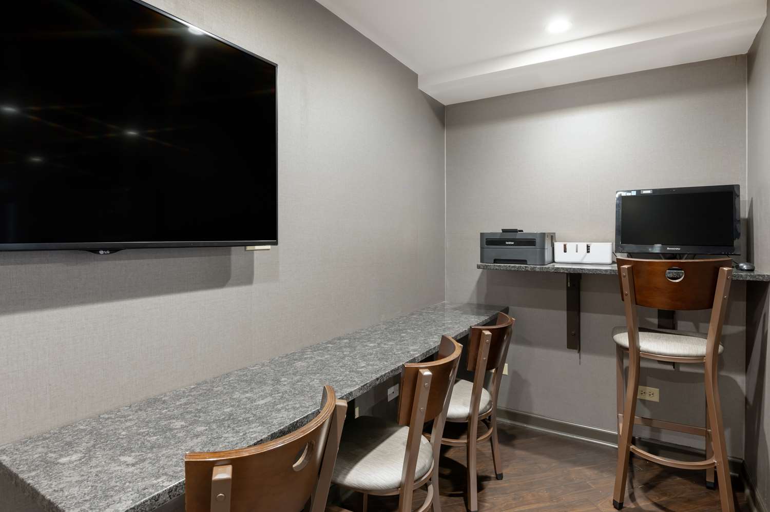 Best Western University Inn At Valparaiso 14/16
