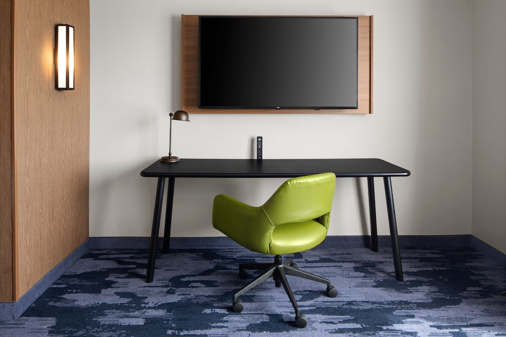 Fairfield by Marriott Inn & Suites Whitsett Greensboro East 5/21