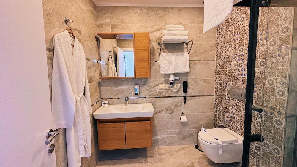 Biliris hotel 30/31
