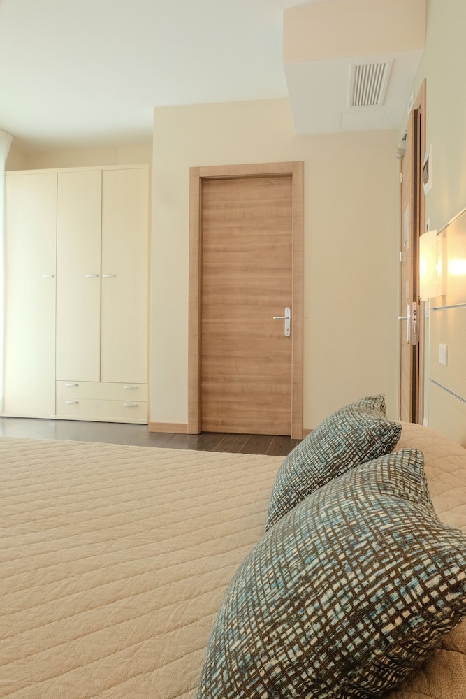 Hotel Orizzonte 24/50