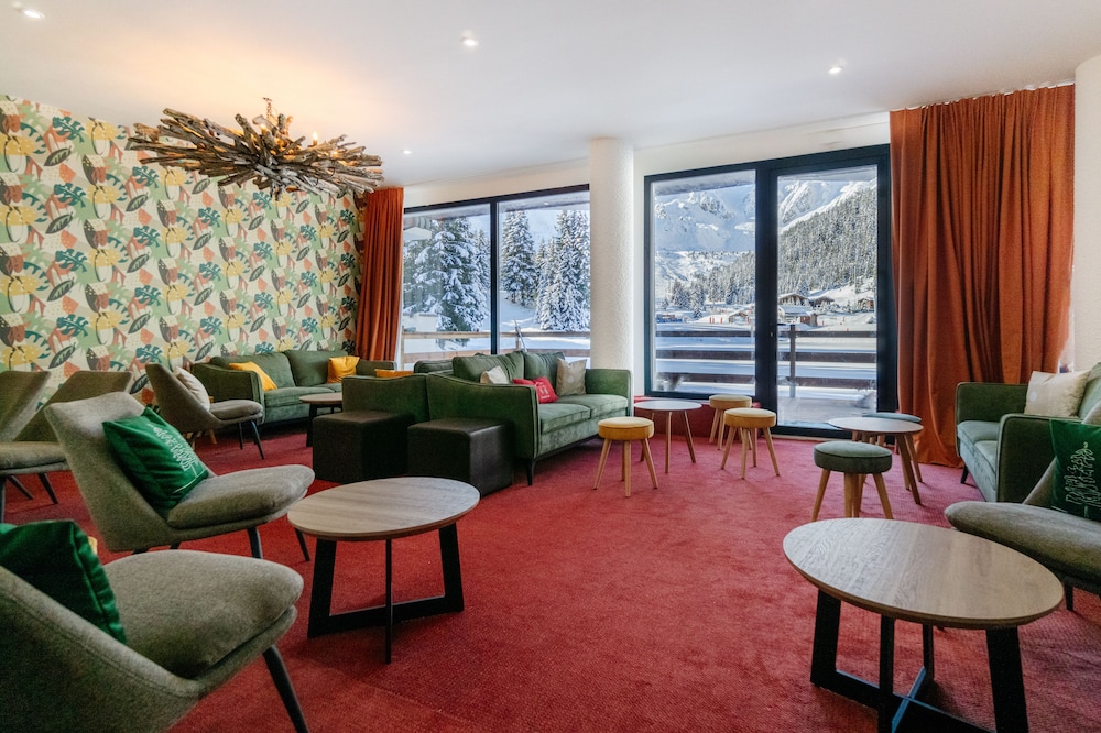 Lake Hotel Courchevel 1850 27/50