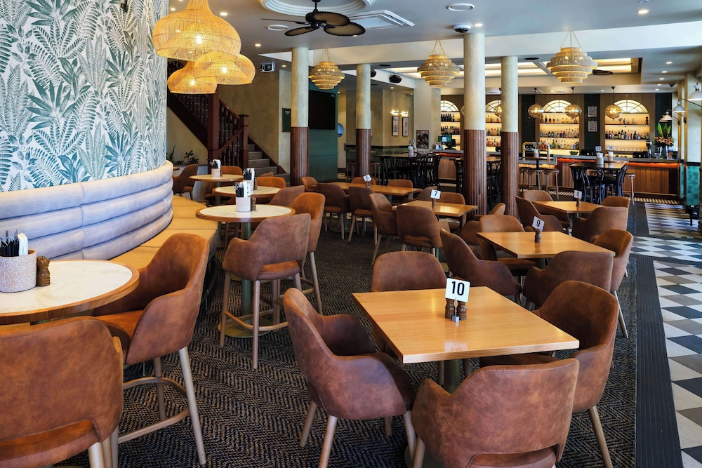 Oaks Townsville Metropole Hotel 45/69