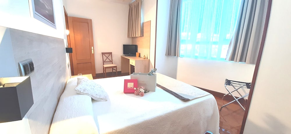 HOTEL PLAZA NUEVA 38/69