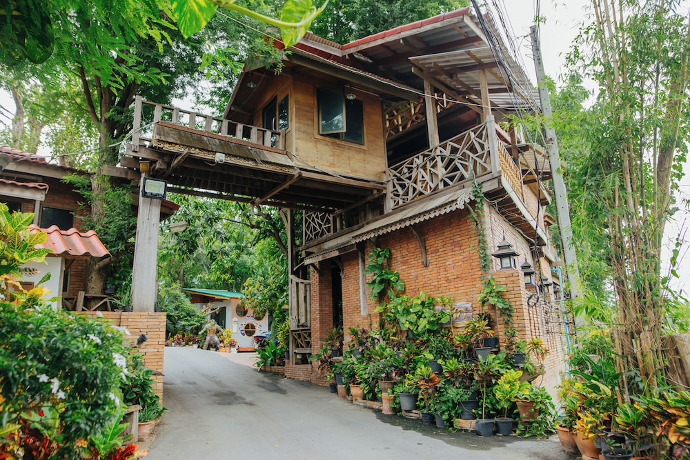 Klong Suan Plu Resort 2/50