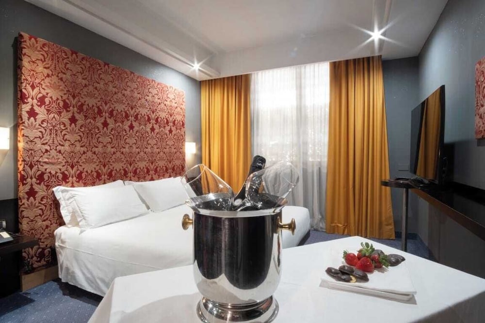 Imperatori Hotel Roma 23/62