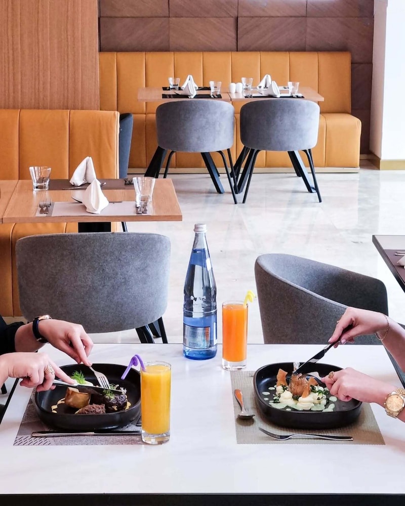 Azure Rotana Thalasso and Resort Oran 26/29