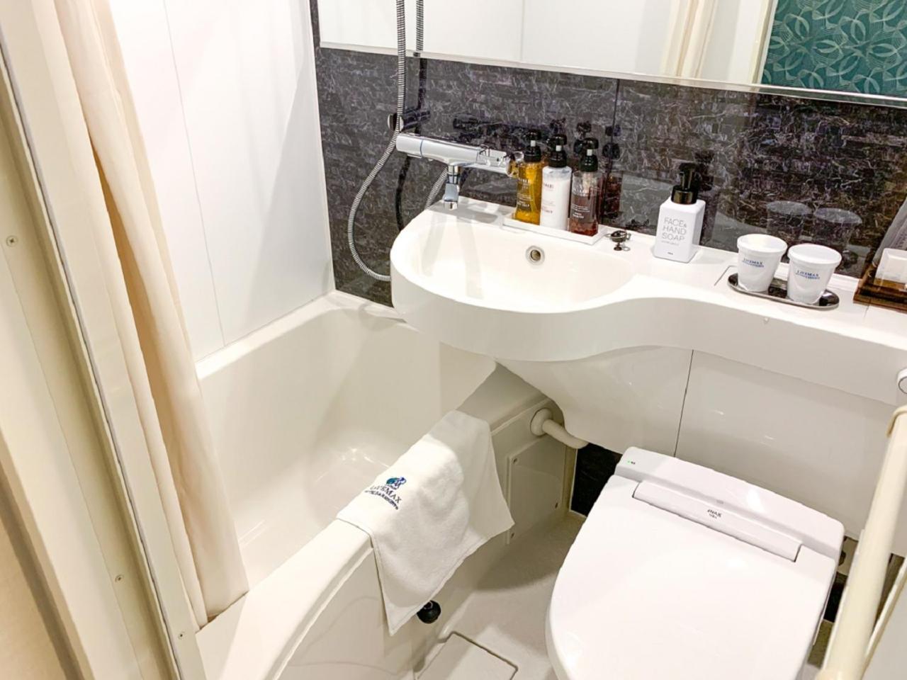 Hotel Livemax Ikebukuro Ekimae 22/22