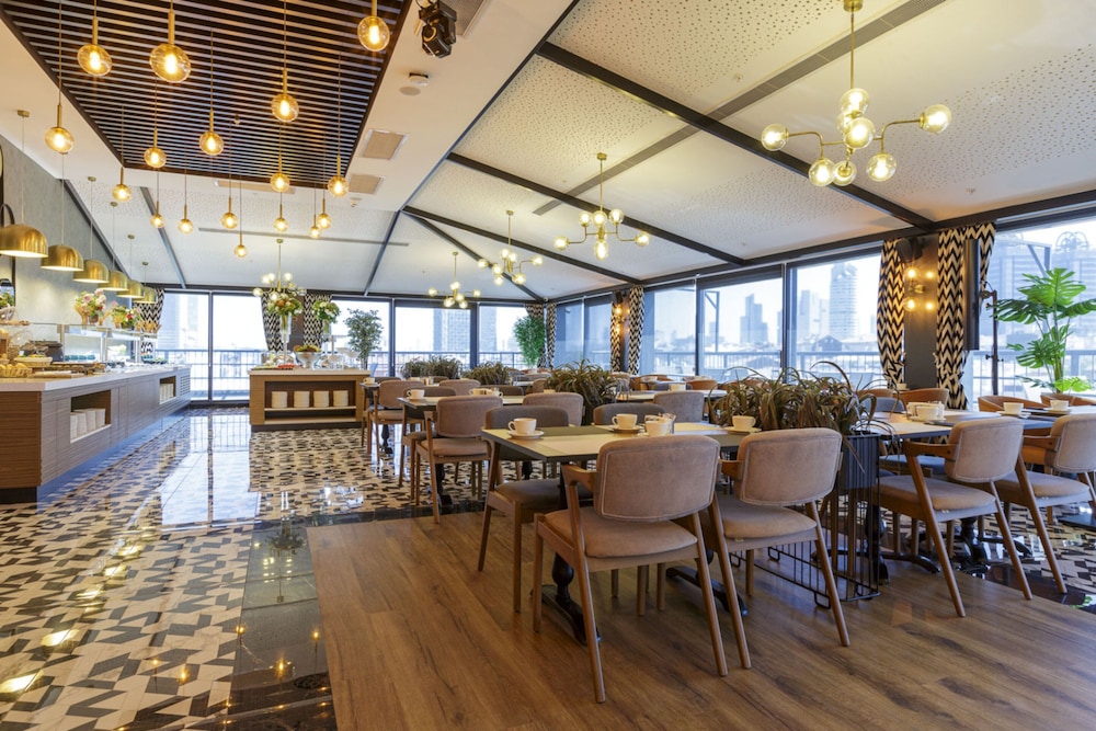 Ramada Encore by Wyndham Istanbul Sisli 43/55