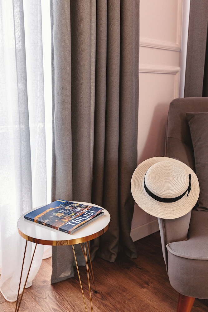 Boutique Hotel Manufactura 64/76