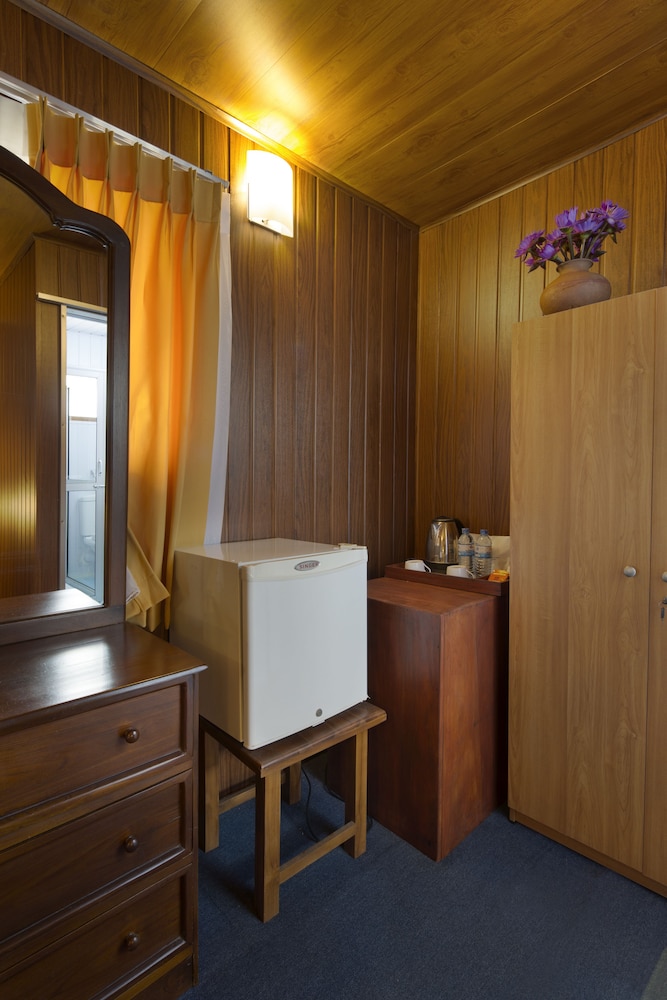 Palm Beach Inn Sea Shells Cabanas 3/50