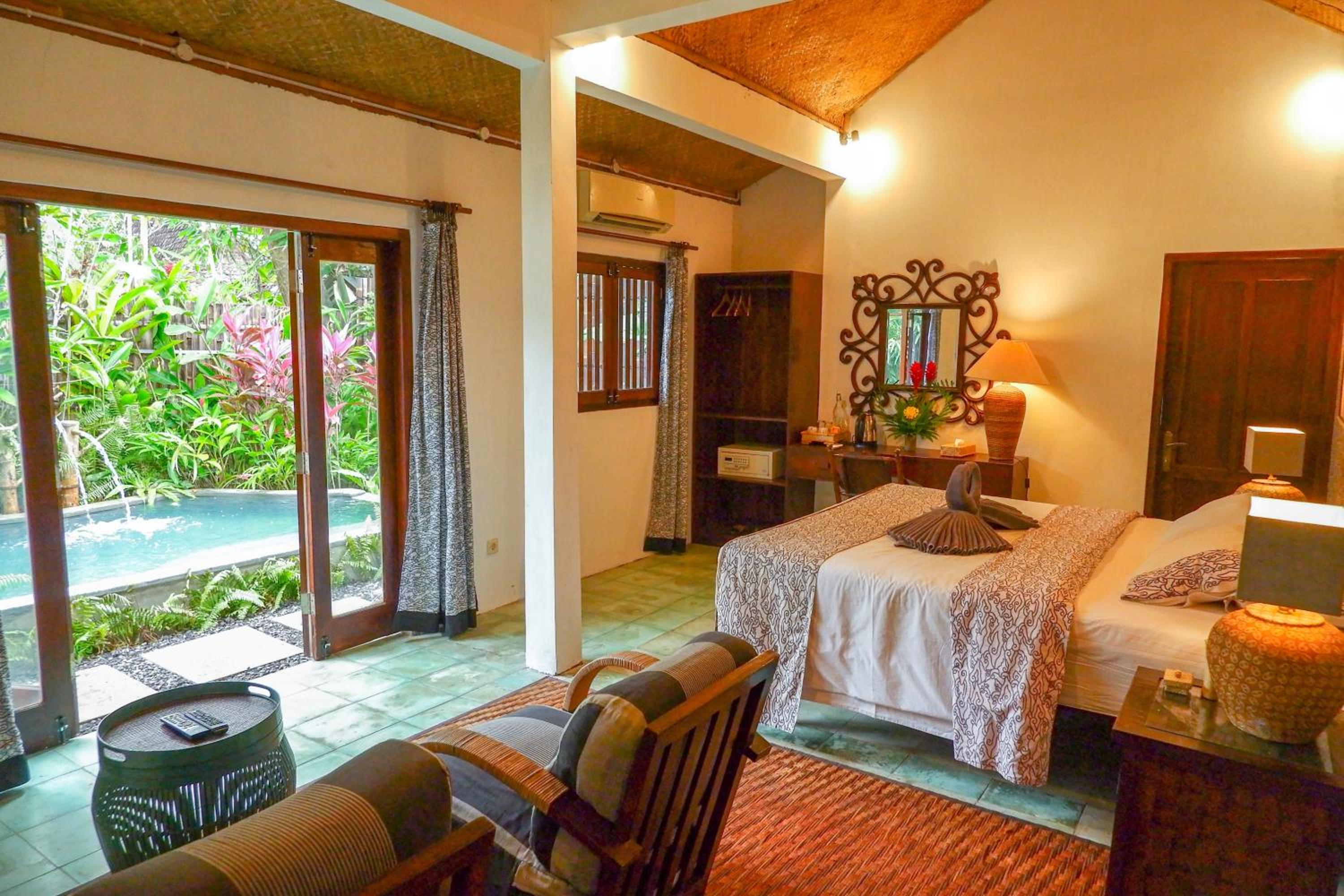 Garden Suite, King Bed, Plunge Pool