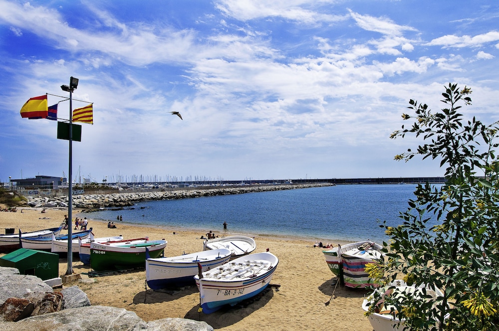 ibis Barcelona Castelldefels 75/79