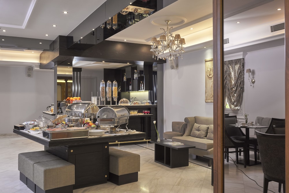 Ava Hotel Suites 29/39