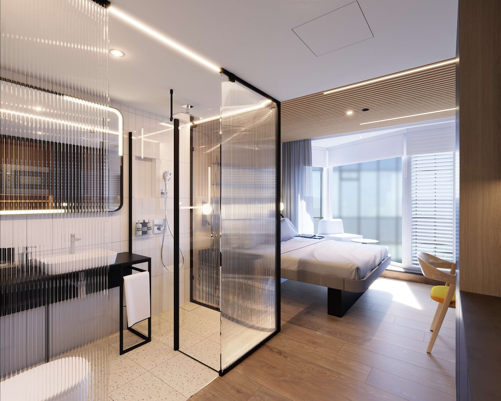 YOTELPAD London Stratford, Select by Hilton 50/50
