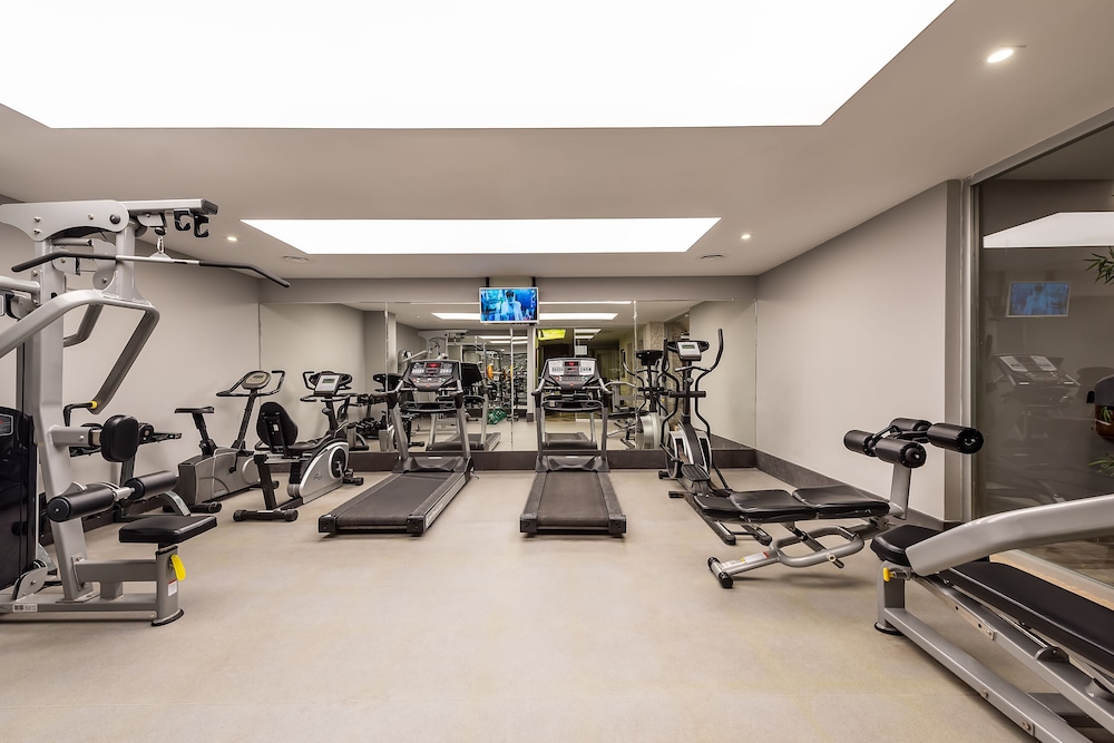 White City Beach - Adults Only +16 28/45