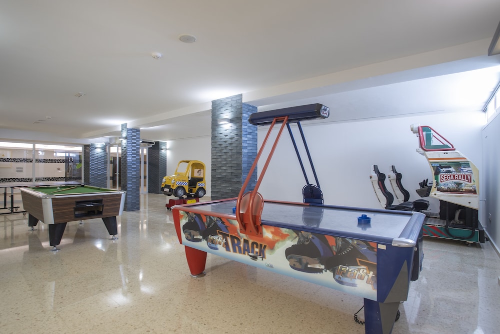 Aparthotel BCL Levante Club 36/46
