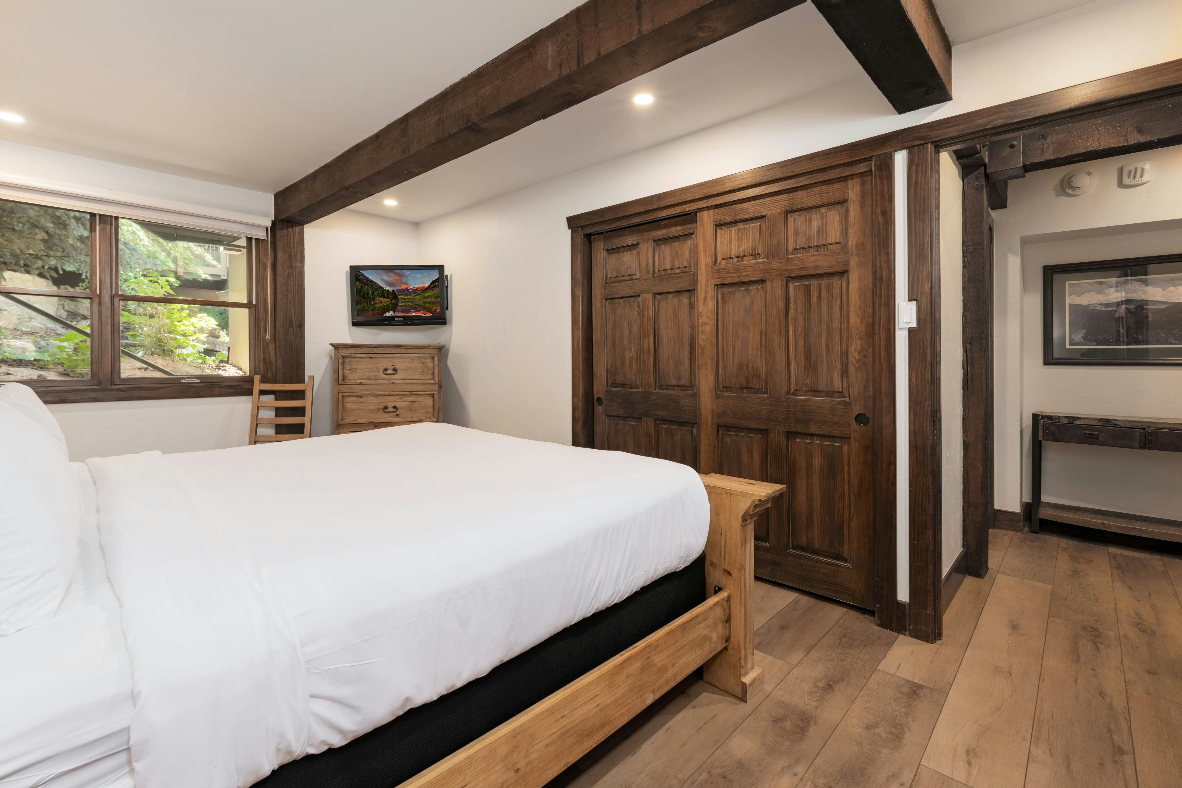 Top of the Village - Destination Hotels & Resorts 3/56